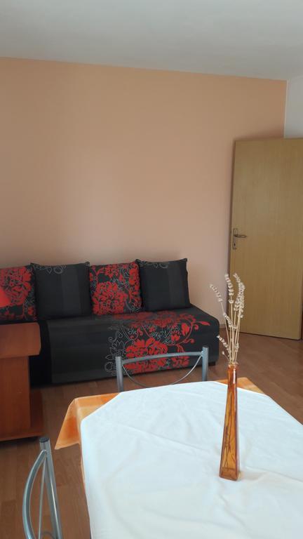 Apartments Tea Ровинь Экстерьер фото