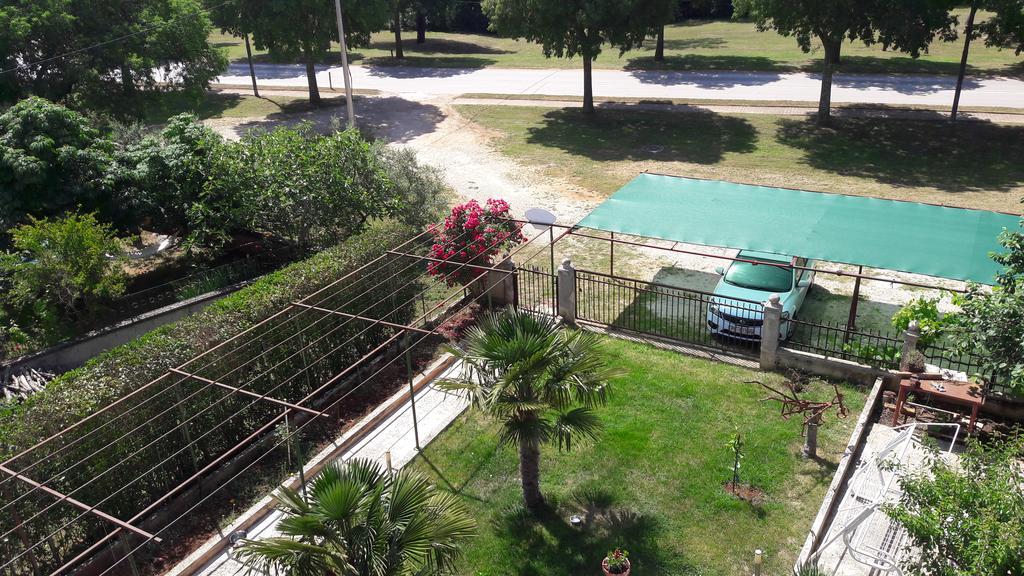 Apartments Tea Ровинь Экстерьер фото