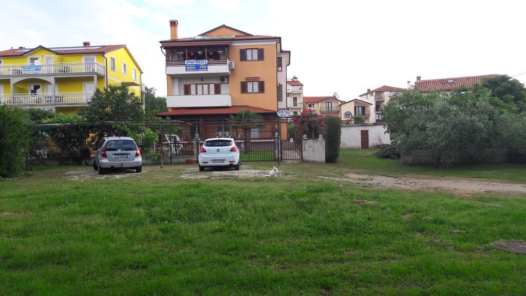Apartments Tea Ровинь Экстерьер фото