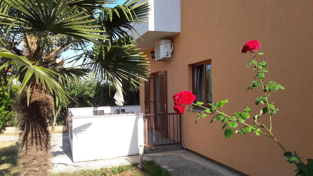 Apartments Tea Ровинь Экстерьер фото