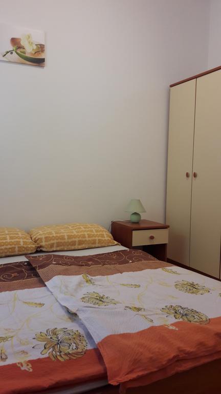 Apartments Tea Ровинь Экстерьер фото